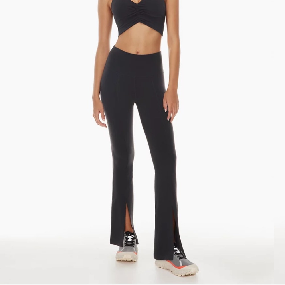 TNA butter split leggings